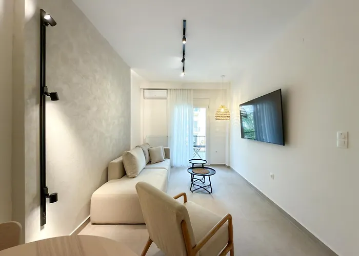 Luxury Downtown A2 *