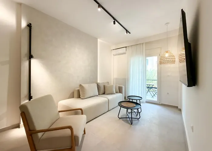 Luxury Downtown A2 Apartment *