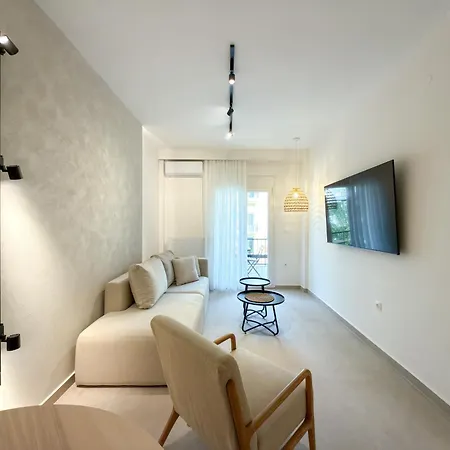 Luxury Downtown A2 *