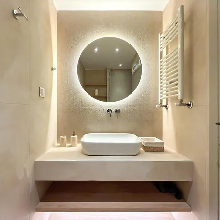 Luxury Downtown A2 Апартаменты