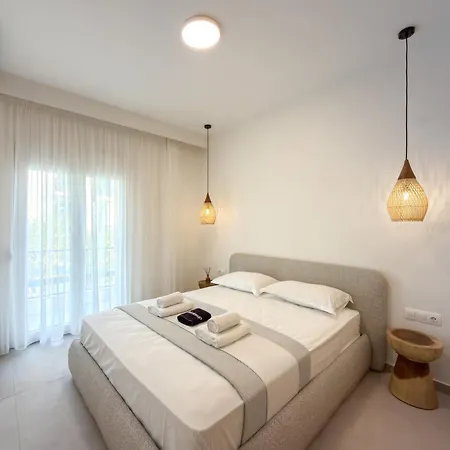 Luxury Downtown A2 Apartment *